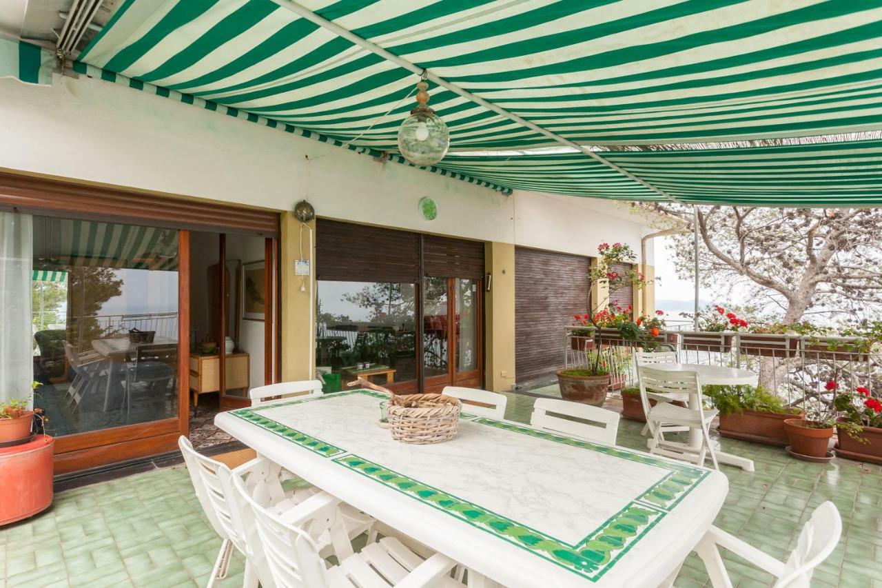 Apartmán Stunning View Relax Tra Mare E Cielo Villa Solari Exteriér fotografie
